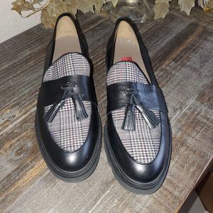 Bruno Ricci sz 8 (41) Like New Blk/Gray Plaid Loafer w Tassle